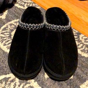 Ugg Tasman Slippers Black  size 9